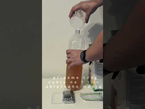 jak připravit jablečný zákvas?