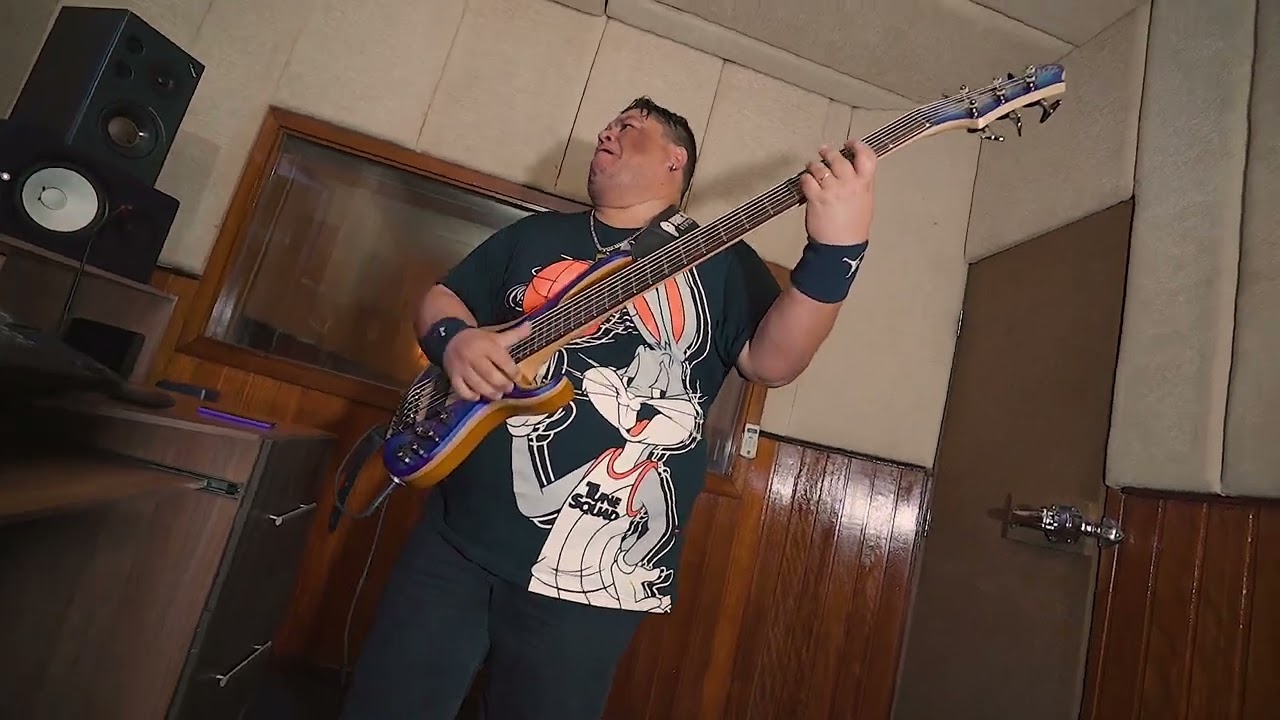 JUNIOR GROOVADOR em um vs de forró da canção “IT´S A MISTAKE” da banda “MEN AT WORK” em alto astral