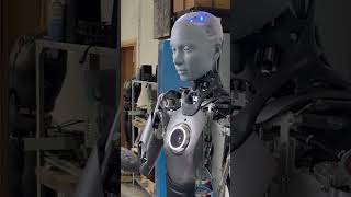 Humanoid Robot draw a cat ✍🏼🙀  #shorts #iamazing #robot #ai #ameca #cat #artificialintelligence