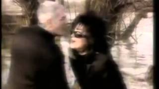 Video thumbnail of "Neda Ukraden & Zeljko Samardzic - Samo je nebo iznad nas - (Official Video 1996)"