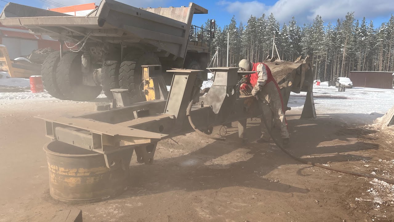 Пескоструйная обработка рамы автомобиля Белаз! - YouTube