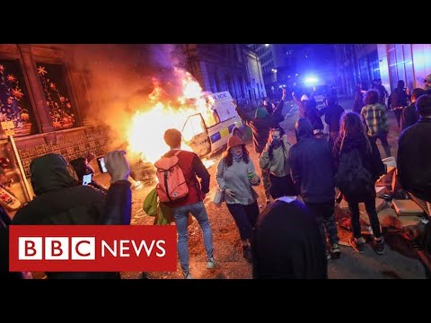 Police injured in Bristol as “Kill the Bill” protest turns violent - BBC News