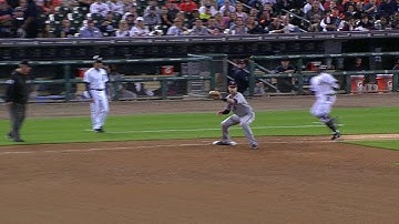 MIN@DET: Dozier makes nice sliding stop, gets the out