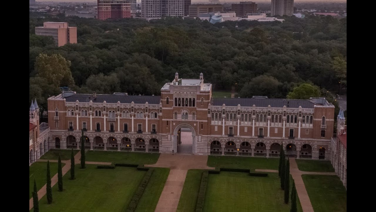 Competition from private universities forces DU to introduce an Integrated Law course