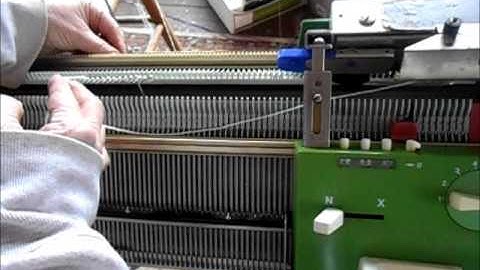 Japanese cast ons for Passap machines part 1  e wrapping