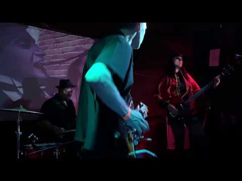 Messer Chups Green Flippers Live In Sf 2019 Messer Chups Green Flippers Live In Sf 2019