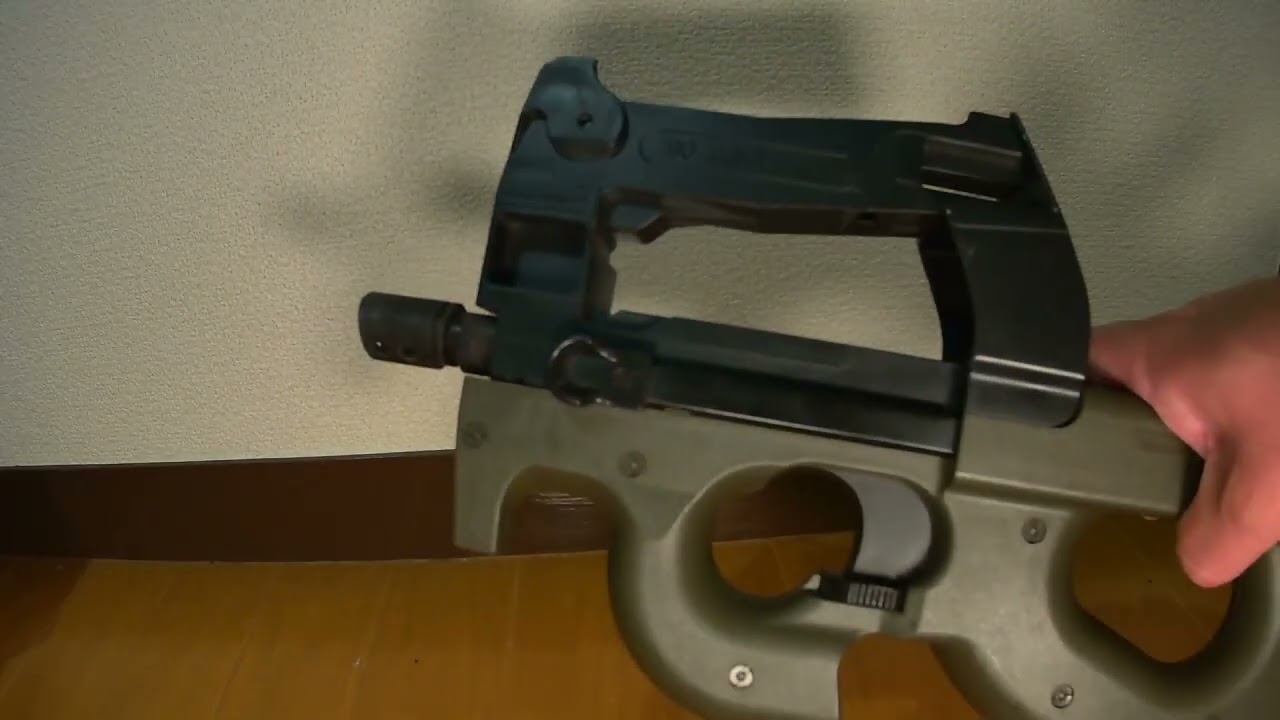 P90改造計画① ClassicArmy製P90購入 - YouTube