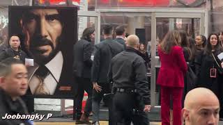 Fans went crazy for Keanu Reeves at the premiere of John Wick: Chapter 4