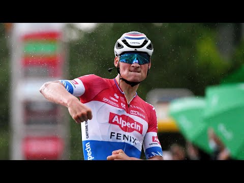 CYCLISME - Coup de fusil de Van der Poel, solos de Pogacar et Pidcock : Le rétro des Strade Bianche