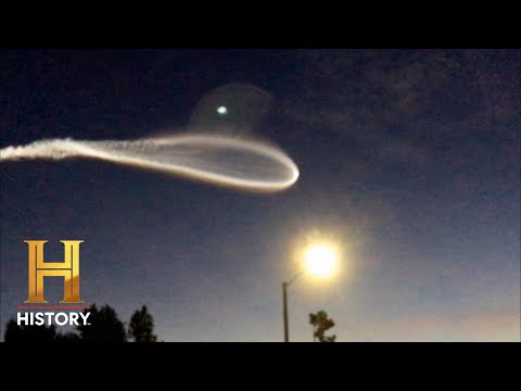 The Proof Is Out There: GIANT FLAME SPOTTED IN FLORIDA SKY (Season 2)