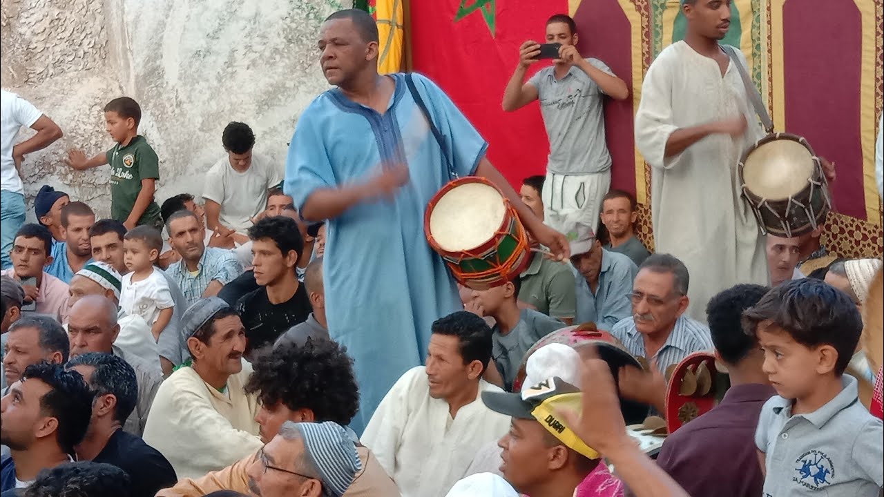 طائفة عيساوة اكلي