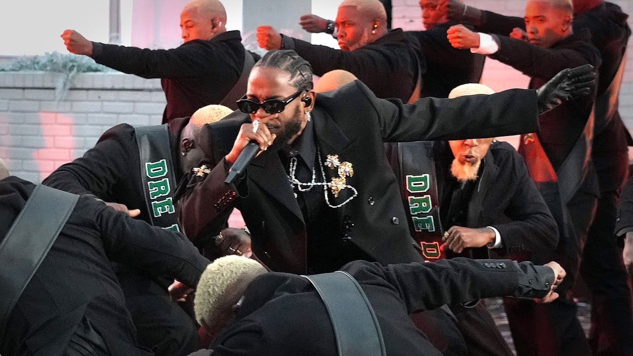 kendrick lamar super bowl performance