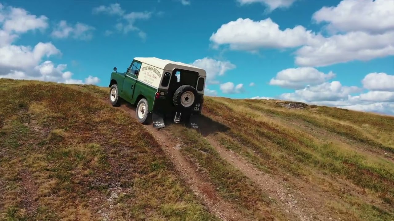 Vintage Land Rover Tours in 30s