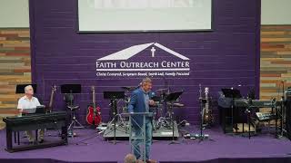 Missionaries David and Amy Julian