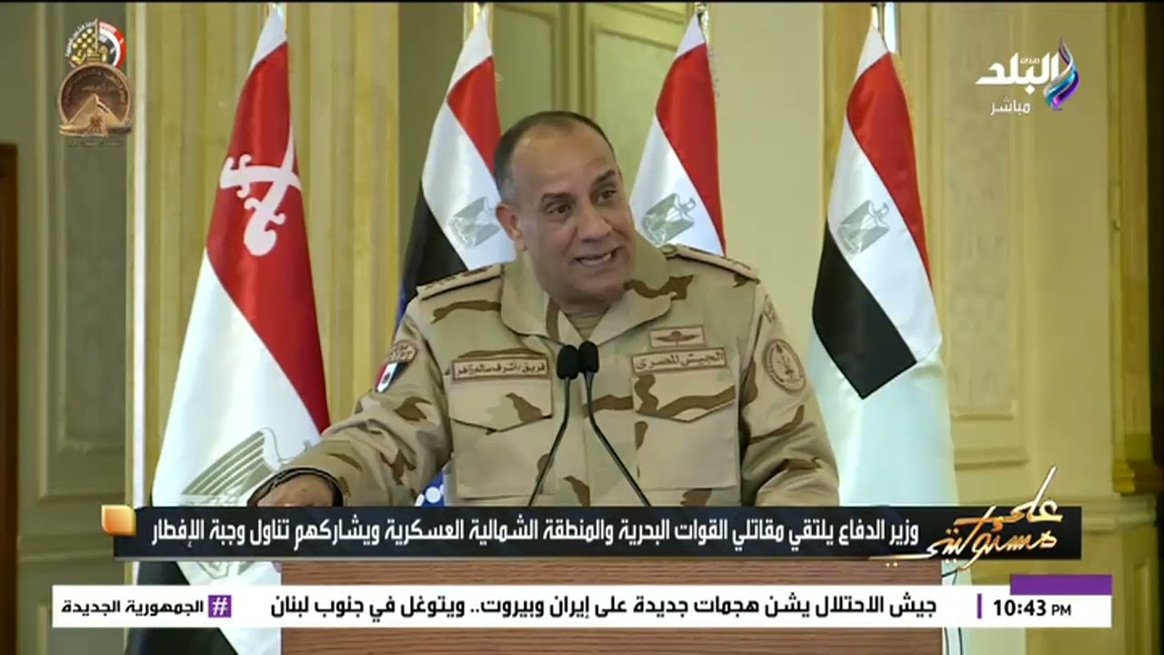 وزير الدفاع يلتقي مقاتلي القوات البحرية والمنطقة الشمالية العسكرية ويشاركهم تناول وجبة الإفطار