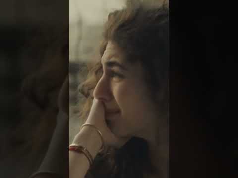 احنا كنا الحب ذاته قبل ما تسافر بعيد