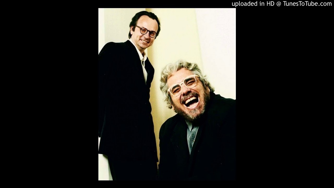 David Moss sings the blues in "BOYS"