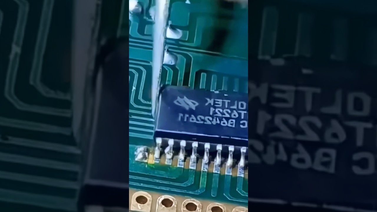 No Hot Air? Solder IC with Simple soldering Iron! #shorts #solderingtool