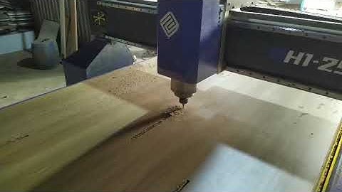 Máy cắt cnc 1 đầu hút chân không GXU