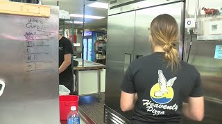 Findlay pizzeria owner gives entire day of profits to employees to show his appreciation