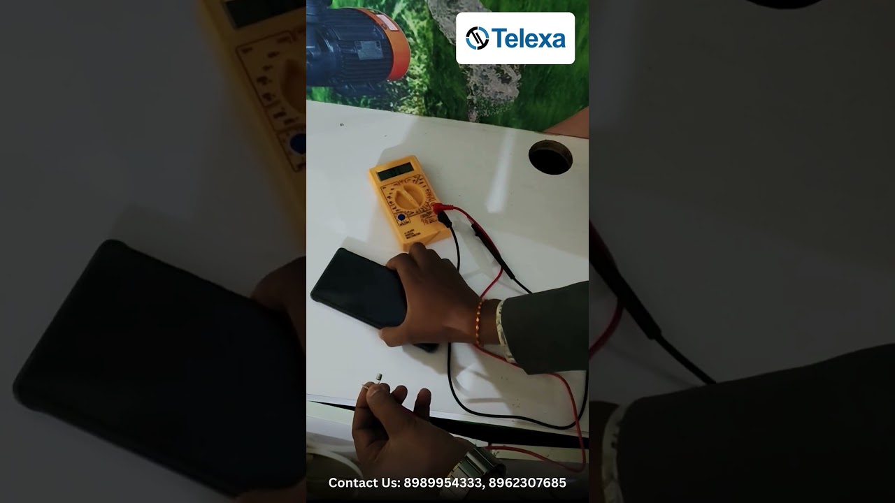 Glass fuse testing without a multimeter using an Android phone.