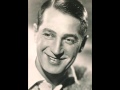 Capture de la vidéo Maurice Chevalier " Un Peu Plus, Un Peu Moins " 1933