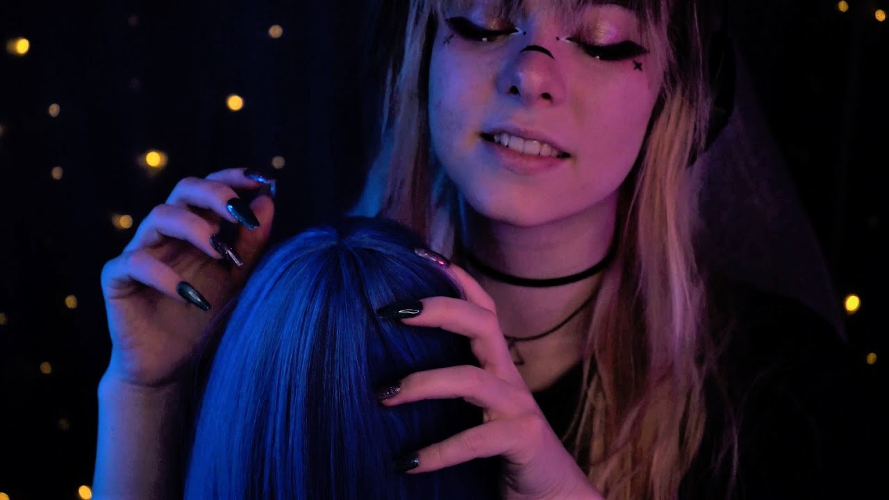 ASMR | gentle Hair & Scalp Attention - whispered, scratching, massage