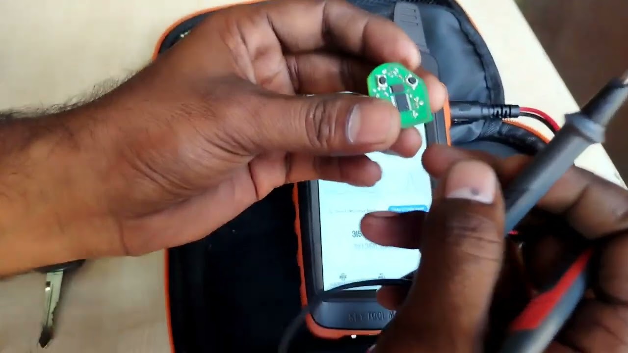 किसी भी कार के Remote की बटन खराब हो जाए तो कैसे टेस्ट और ठीक करें (#xhorse KEY TOOL MAX PRO SE) 🔥🤩