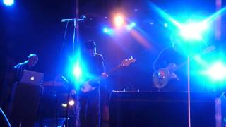 Wire 10 Love Bends (Heaven 24032013)