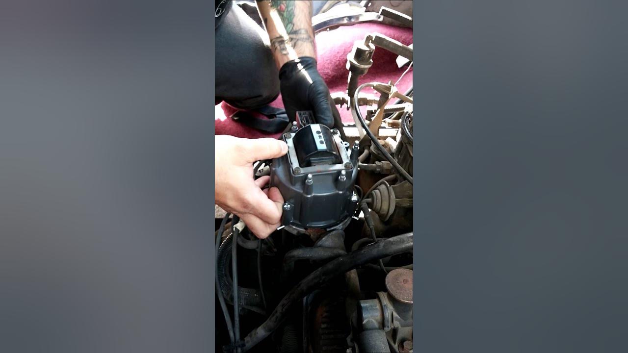 How to replace a distributor cap and rotor youtube