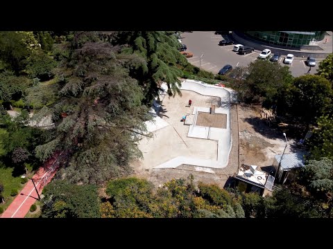 Скейт-парк в парке Киквидзе. Тбилиси, Грузия | სკეიტ პარკი კიკვიძის პარკში. თბილისი, საქართველო