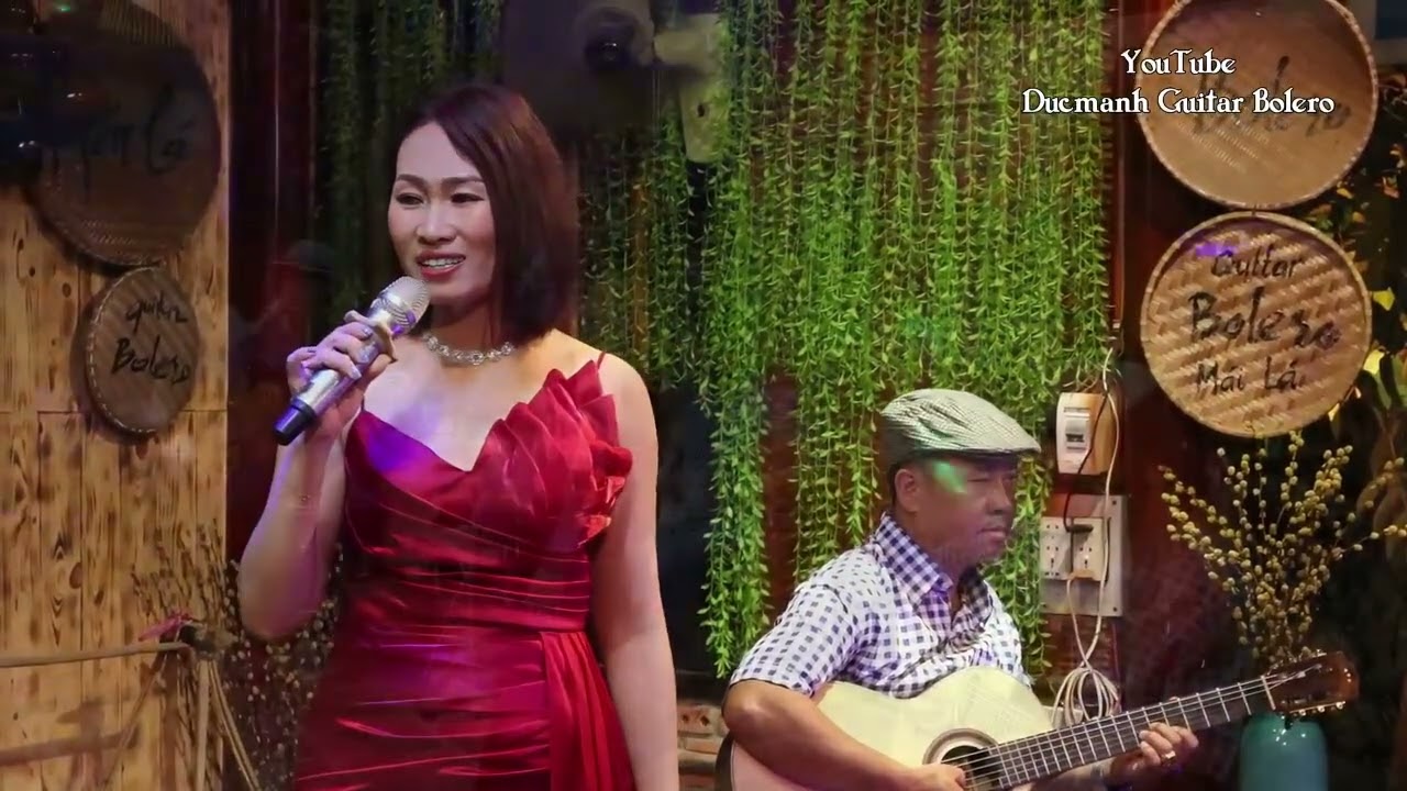 Bài hát MƯA CHIỀU do AI trình bày