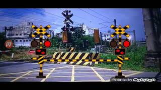 Railroad crossing play - Taiwanese Railroad Crossing