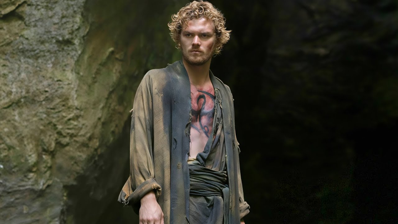 " مليونير بيعيش فى كهف بعيد لمدة سنين وبعدها بيرجع بعد ما بيحصل على قوه كبيره جدا "