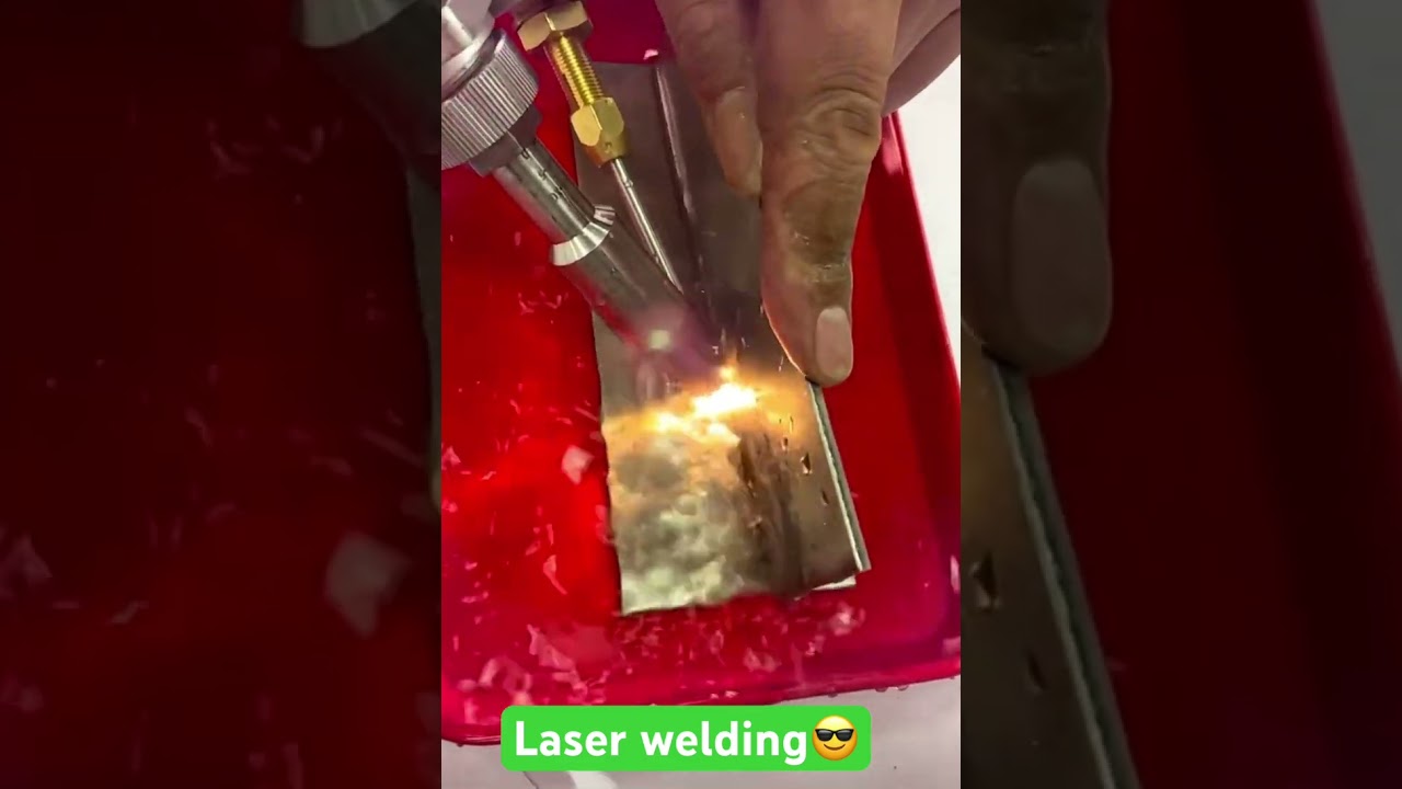 Подводная лазерная сварка листов нержавеющей стали