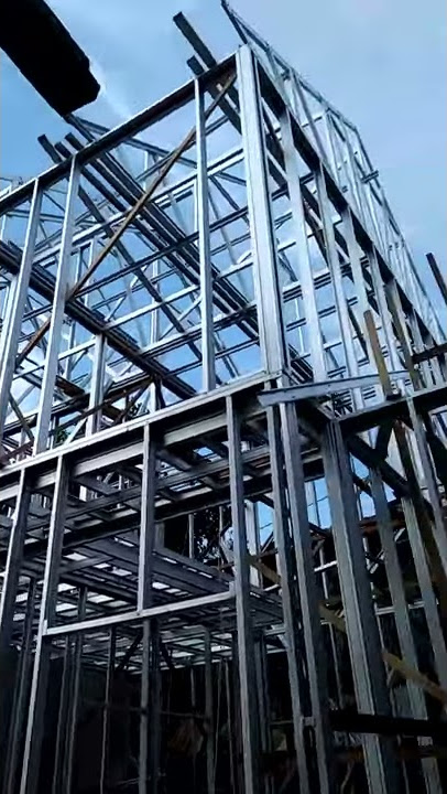 Pembuatan awal Rumah 2 lantai dari rangka baja ringan