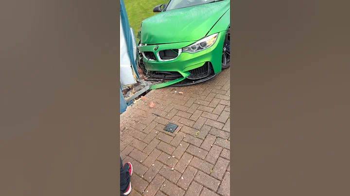 Bmw M4 CRASH