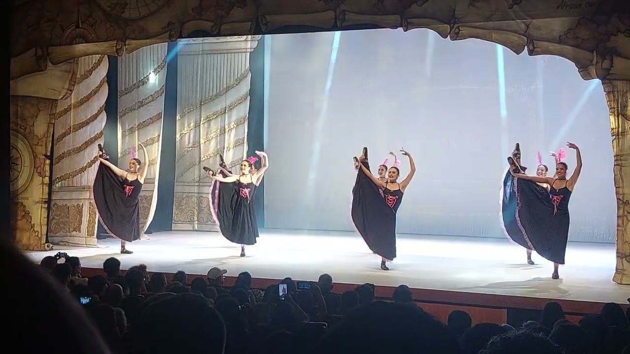 Paris - Coreografia: Moulin Rouge - Studio de Ballet Juliana Maciel 