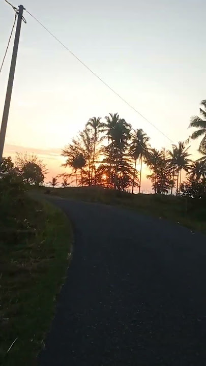 selamat memulai hari, kita awali hari dengan sunset yang indah agar semangat menjalani hari