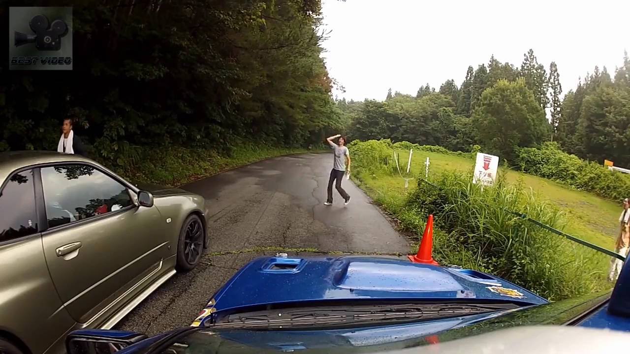 Subaru Impreza vs Nissan Skyline GTR YouTube