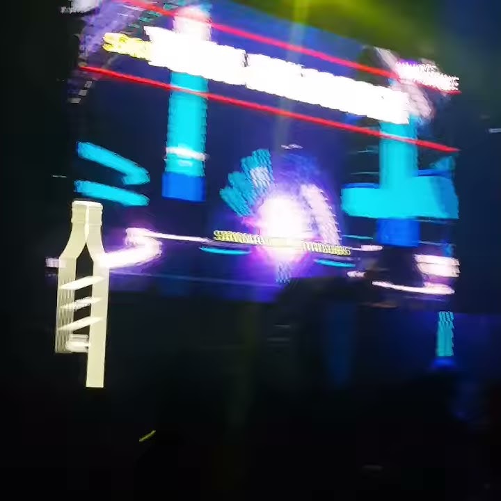 dj aicha tuan miliarder