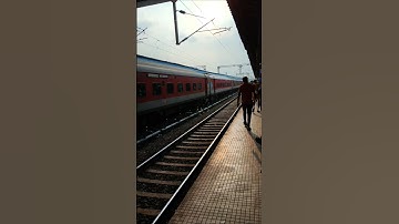 🚂Rail Yaan se Safar vlog😍 #neonikvlogs #minivlog #traveling #safar #vlog #shorts