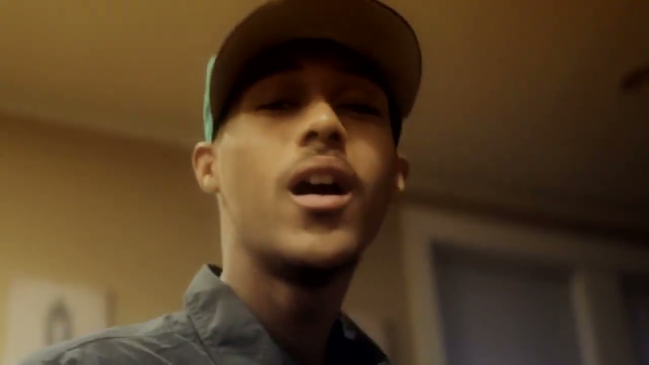 King Louie - Po Up ft. Leek