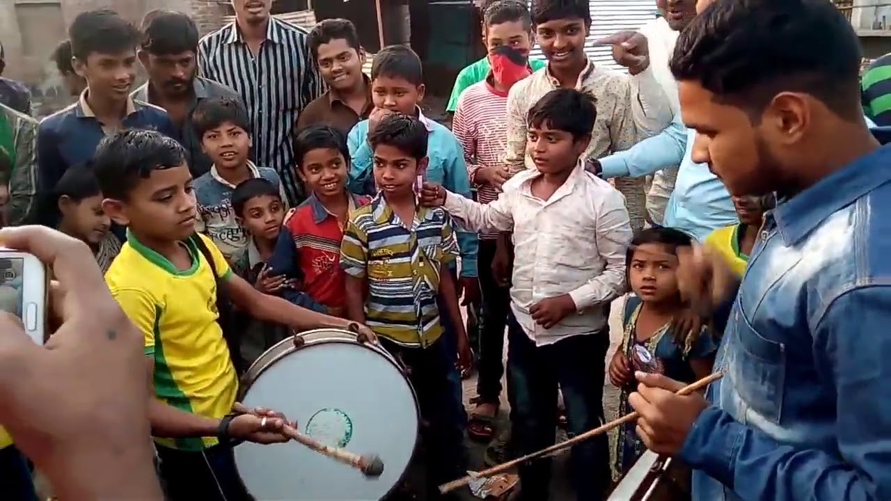 The Best Dhol Tasha Groups In Nagpur To Welcome Bappa!