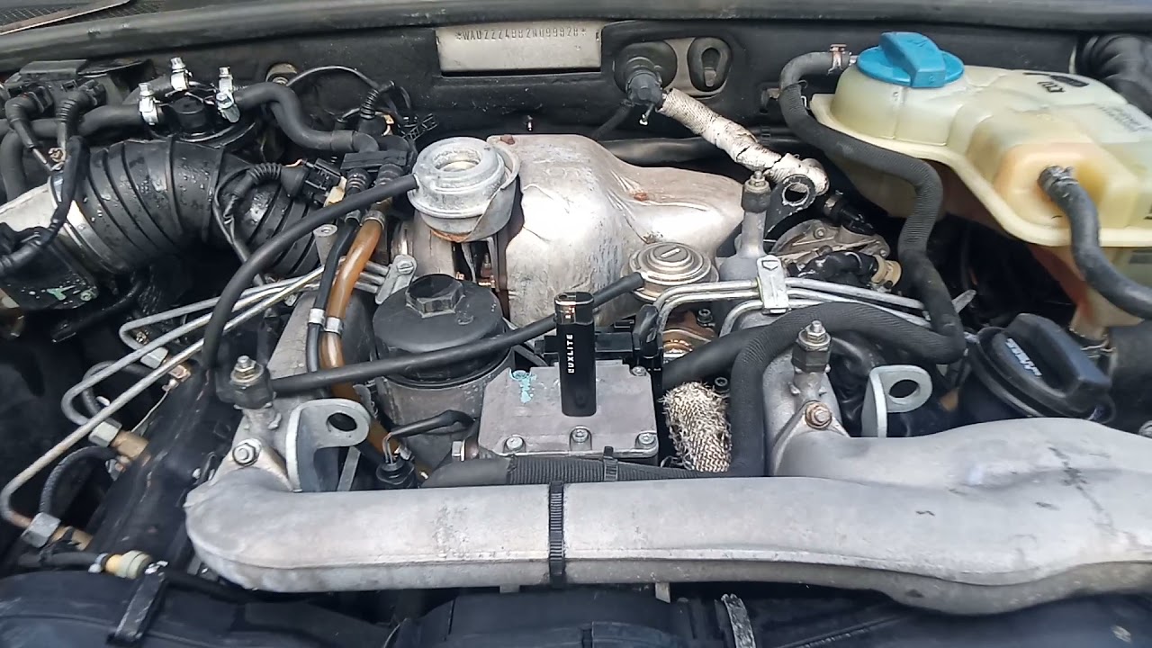 Работа двигателя Ауди 2.5 TDI - YouTube