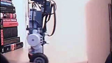 Lego NXT mindstorms - gyro balancing robot