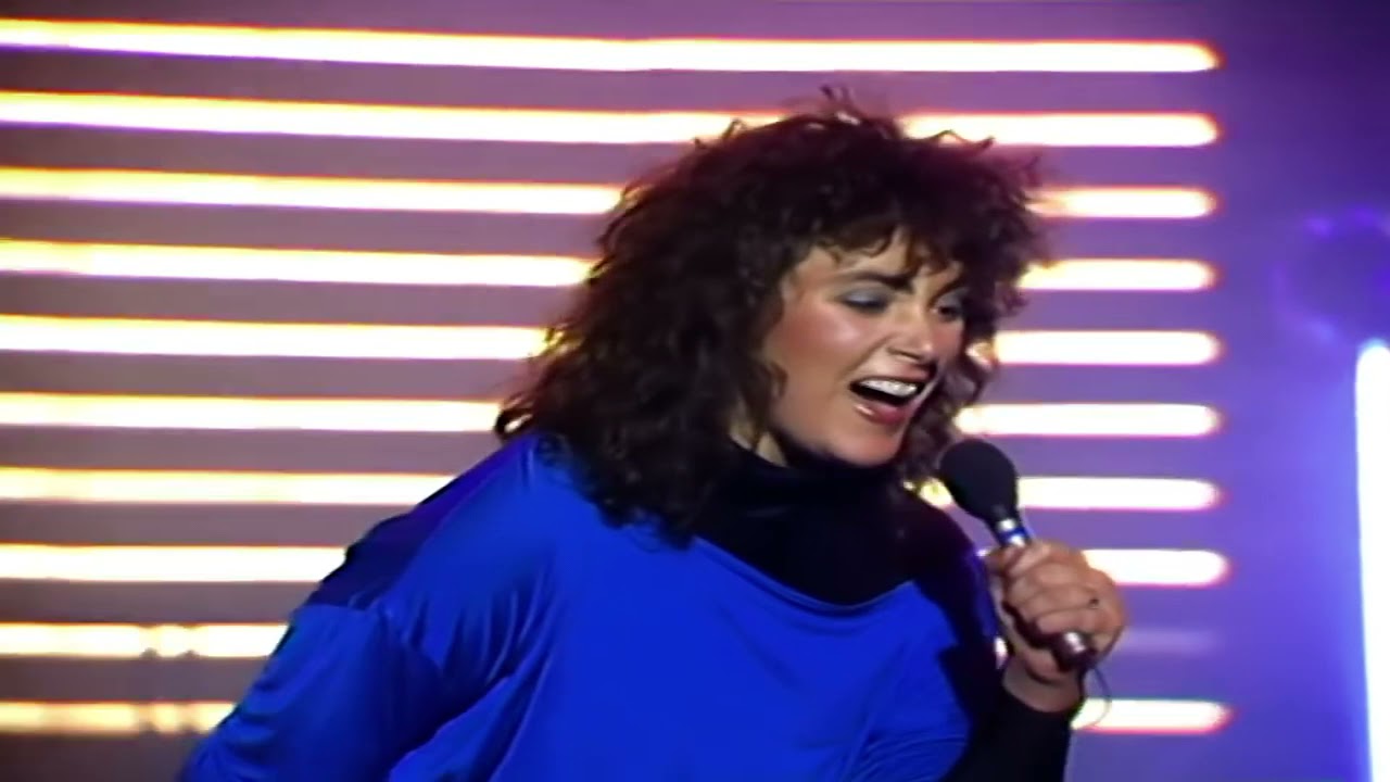 laura-branigan-gloria-official-music-video on Vimeo