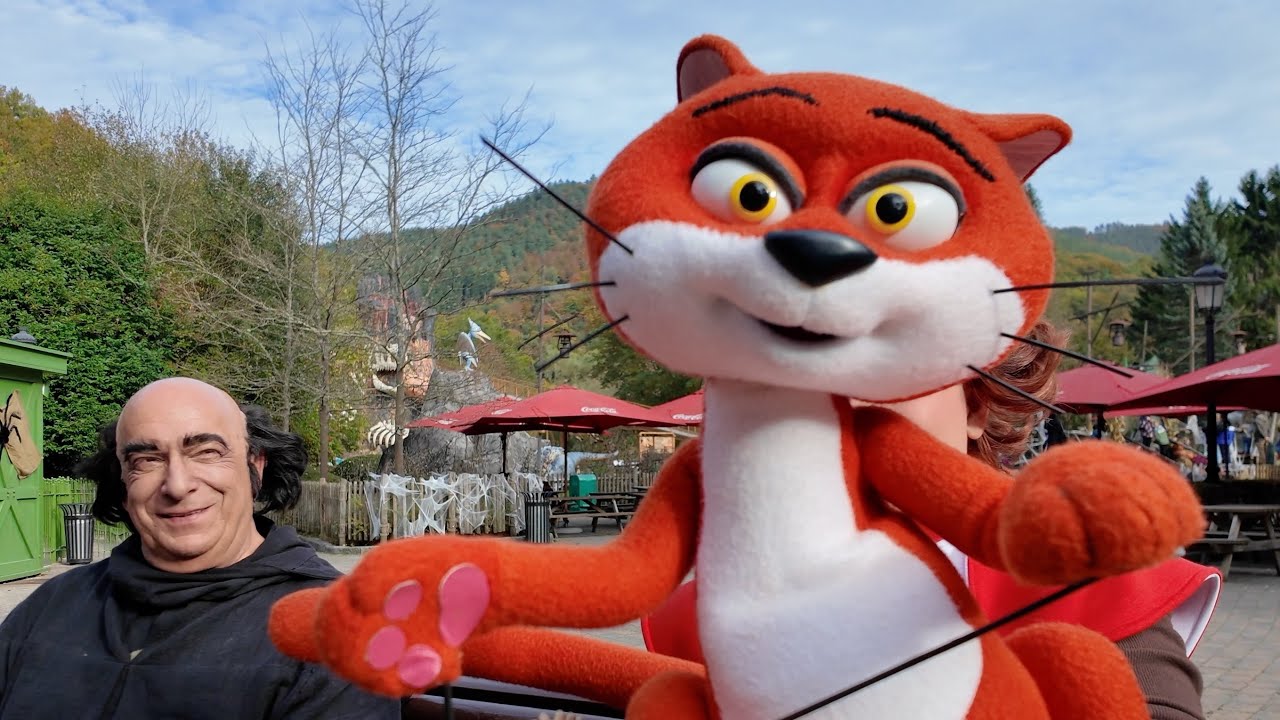 Gargamel en Azraël  meet & greet Halloween Plopsaland Ardennes (Plopsa Coo) 2025. :)