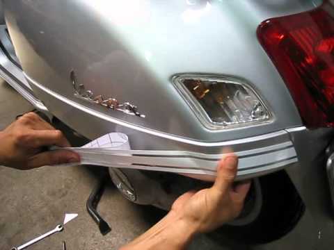 ScootRS How to put race stripe panel stickers on your 