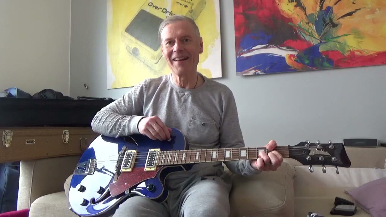 Italia Torino guitar - blast from the past - YouTube